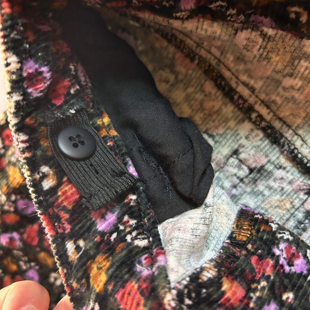 Art Class Floral Corduroy Skirt 6/6X - Picture 4 of 5